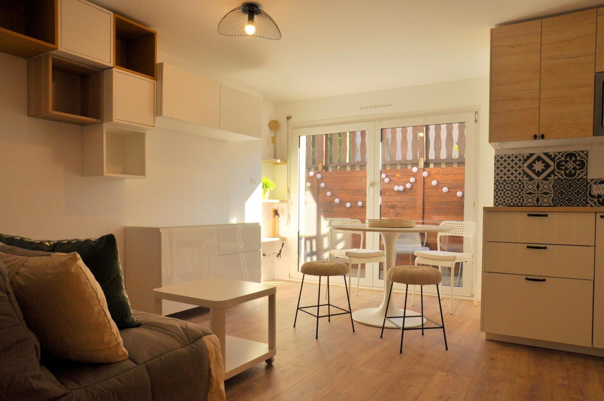 Aux Cigognes De Blotzheim Apartment Bagian luar foto